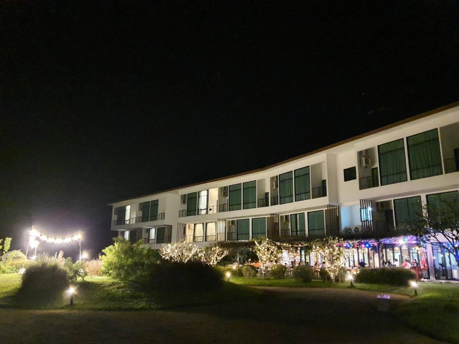 The Beach Resort & Residence - Sha Plus Pathiu Ngoại thất bức ảnh