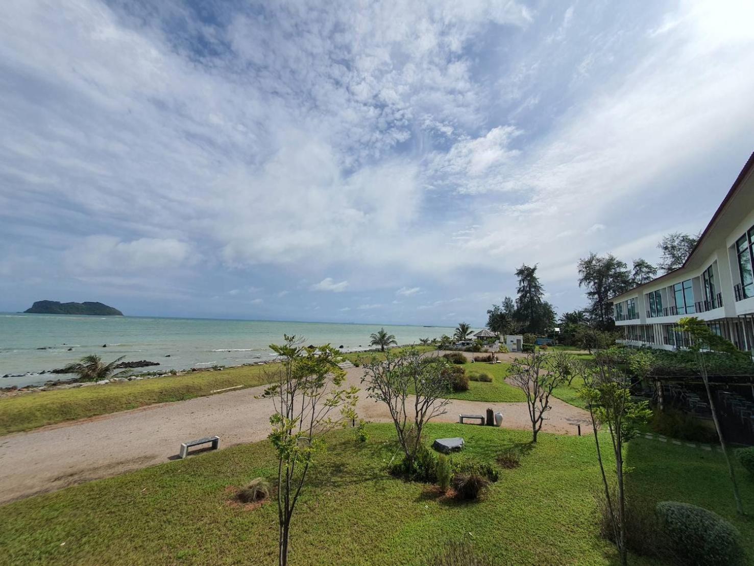 The Beach Resort & Residence - Sha Plus Pathiu Ngoại thất bức ảnh