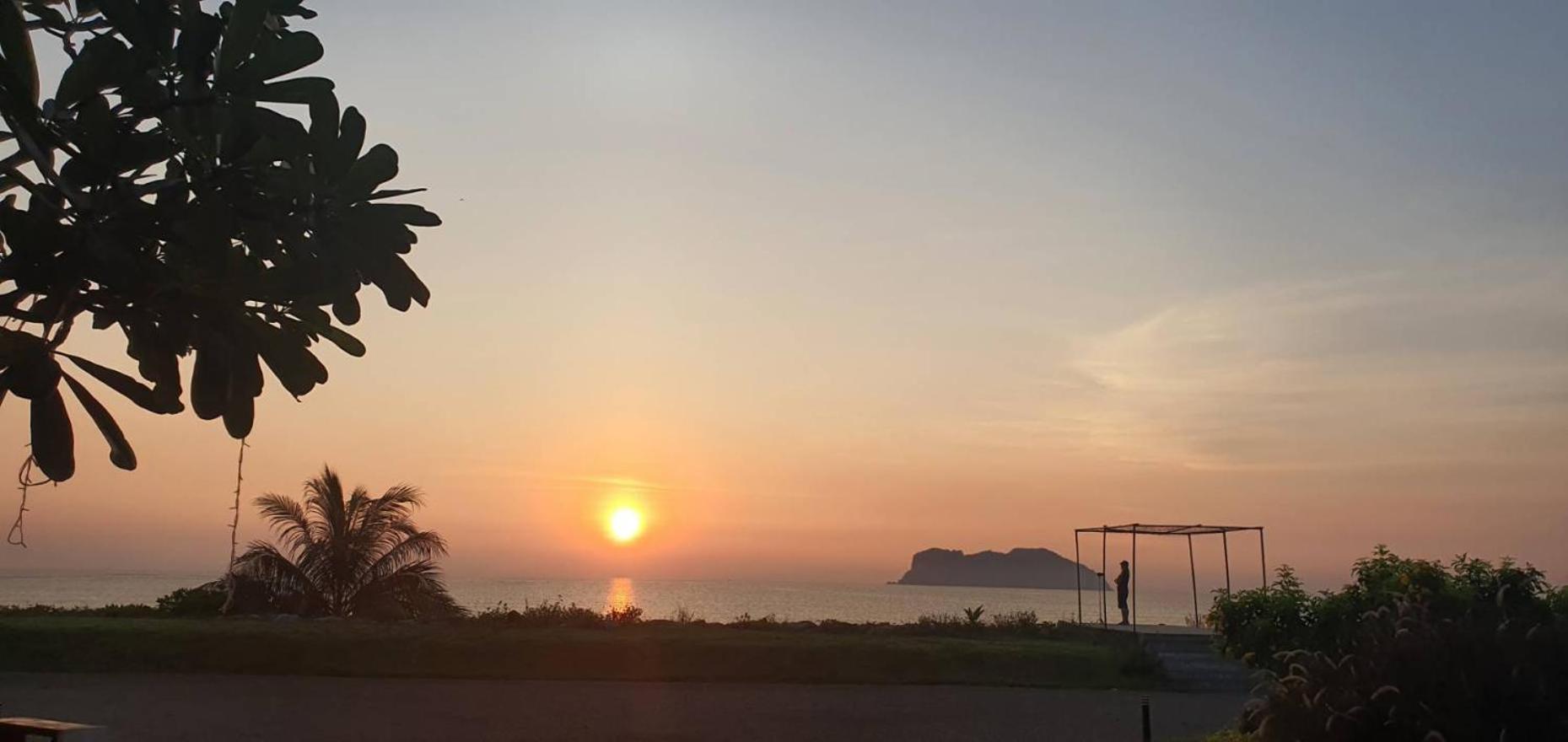 The Beach Resort & Residence - Sha Plus Pathiu Ngoại thất bức ảnh