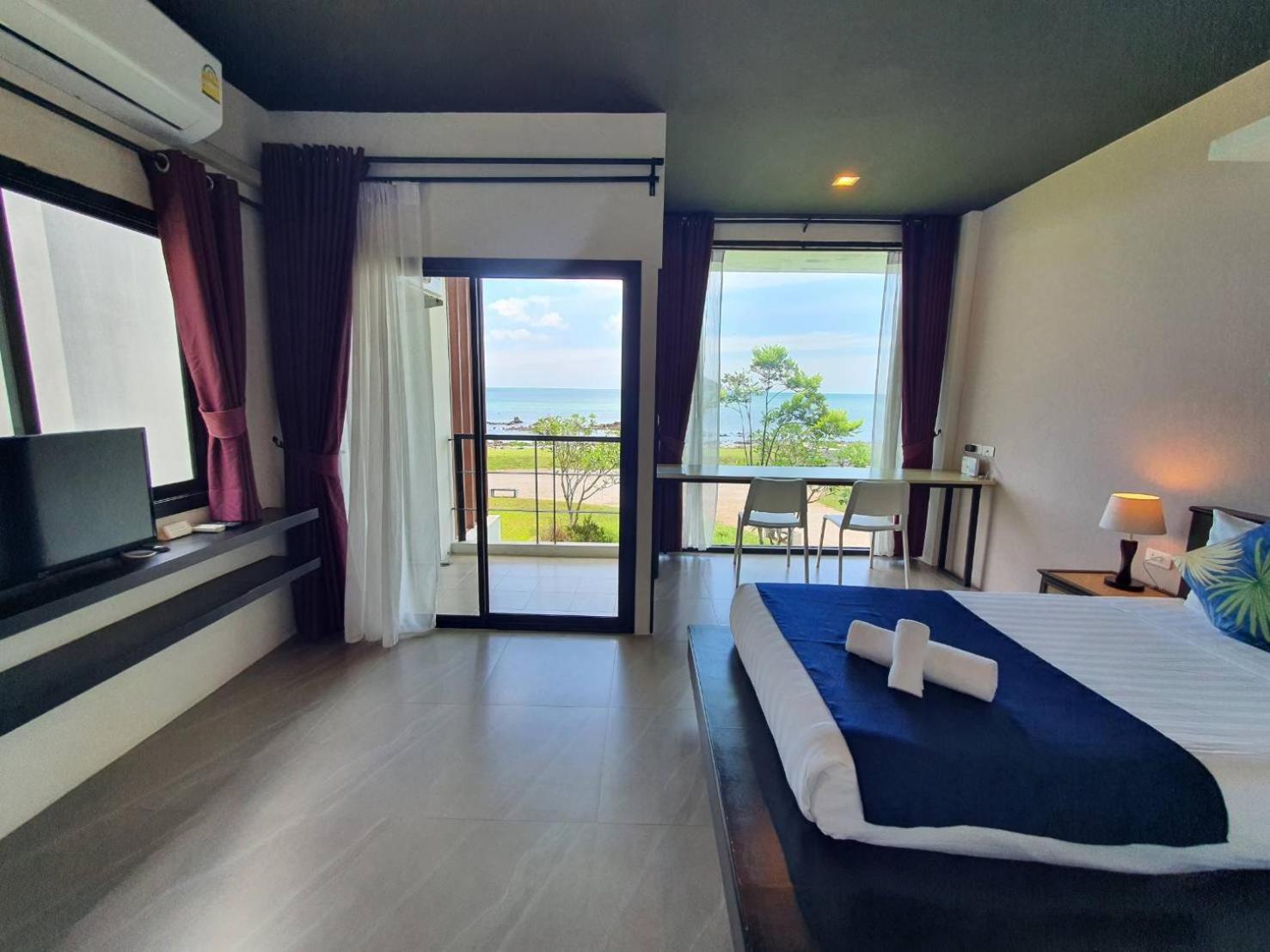 The Beach Resort & Residence - Sha Plus Pathiu Ngoại thất bức ảnh